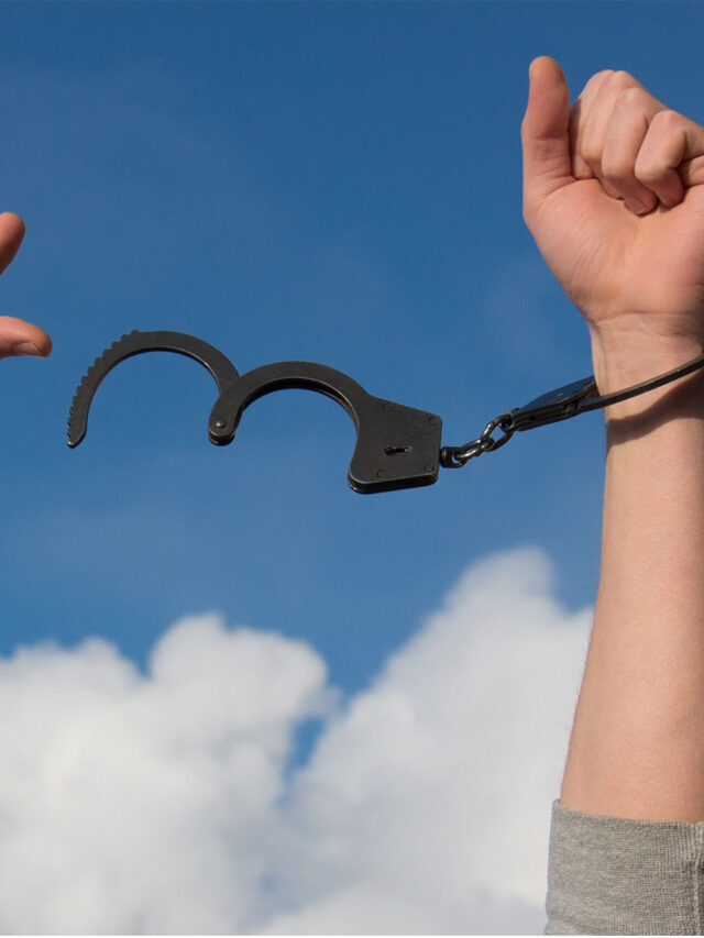 Breaking Out of Poshmark Share Jail: A Guide
